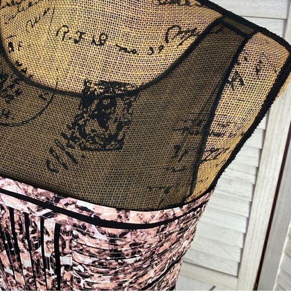 BCBGMaxAzria Brenda Bandage Dress Patterned Black Pink 4 Sleeveless Sheer Top - Picture 6 of 14